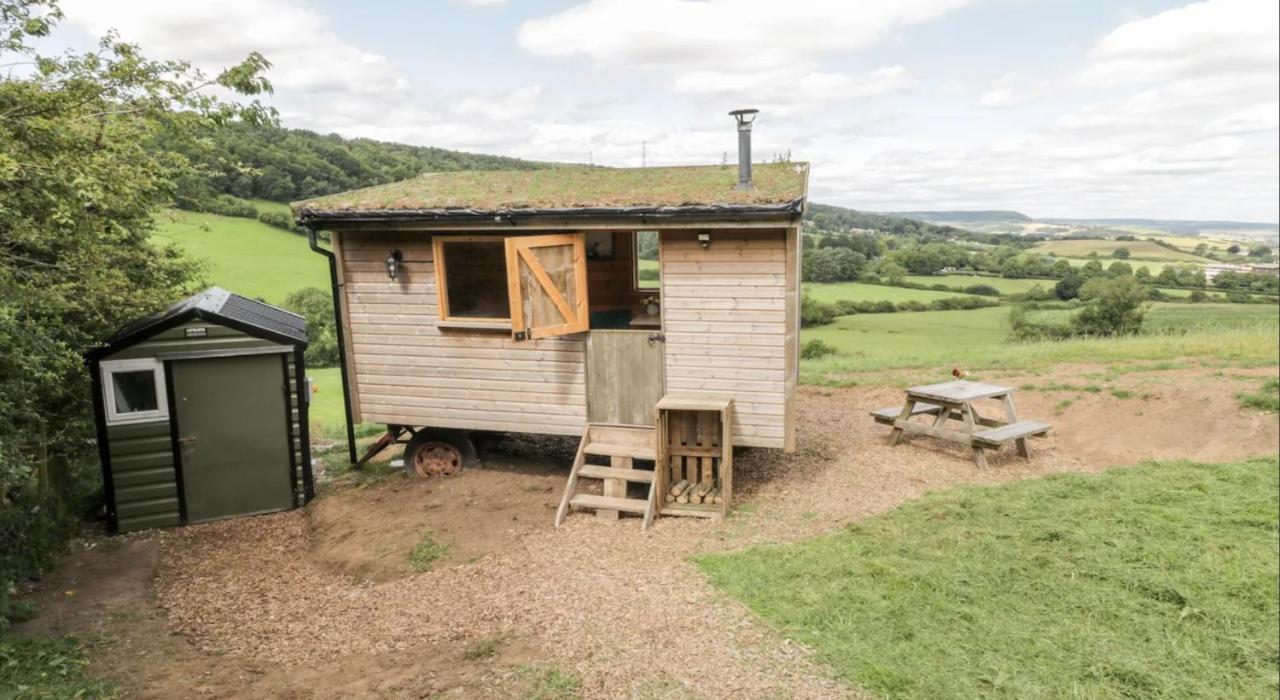 Shepherds Hut By Stepney Stays Scarborough Exterior photo